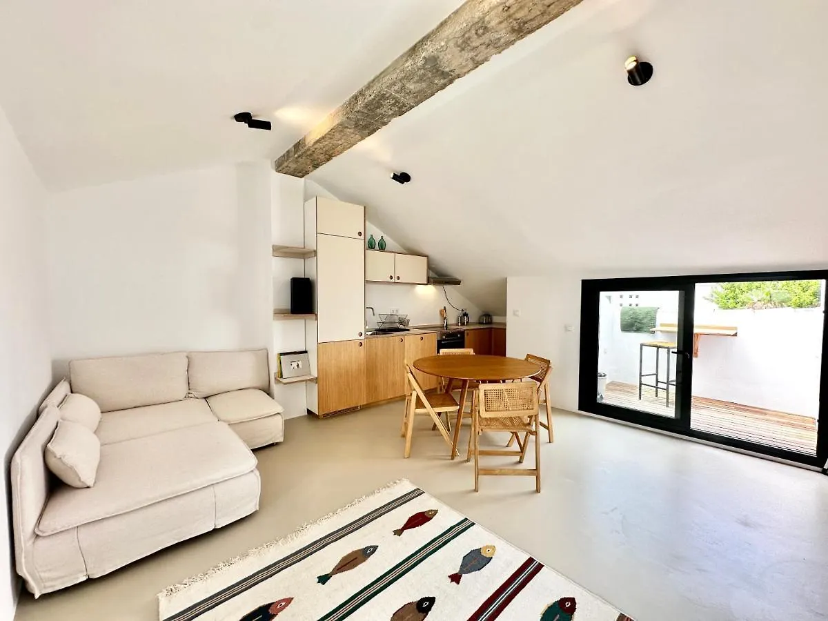 Peral Old Town Penthouse - Eaw Homes マルベーリャ